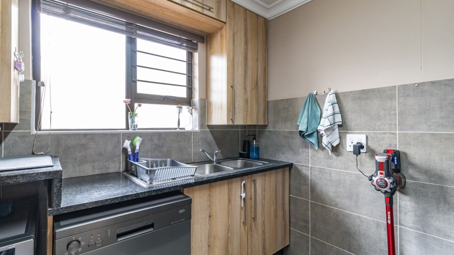 4 Bedroom Property for Sale in Boschdal North West